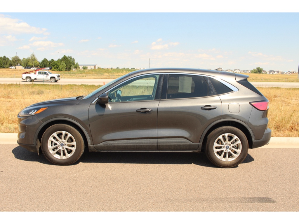 Used 2020 Ford Escape SE with VIN 1FMCU0G61LUC01183 for sale in Yuma, CO