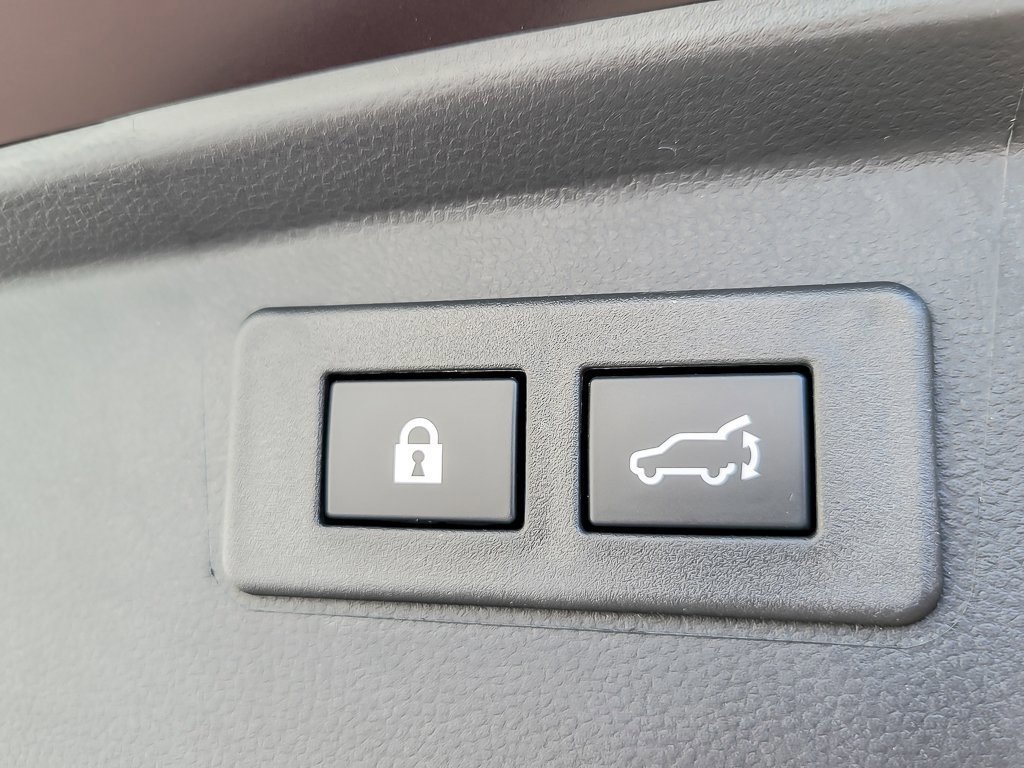 2025 SUBARU OUTBACK - Image 17