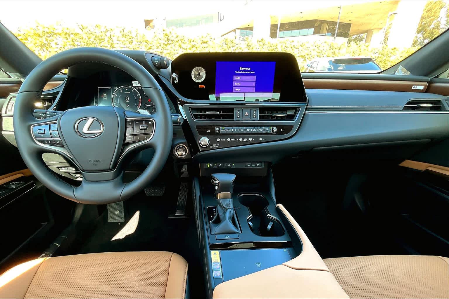 2025 Lexus ES 350 photo 5