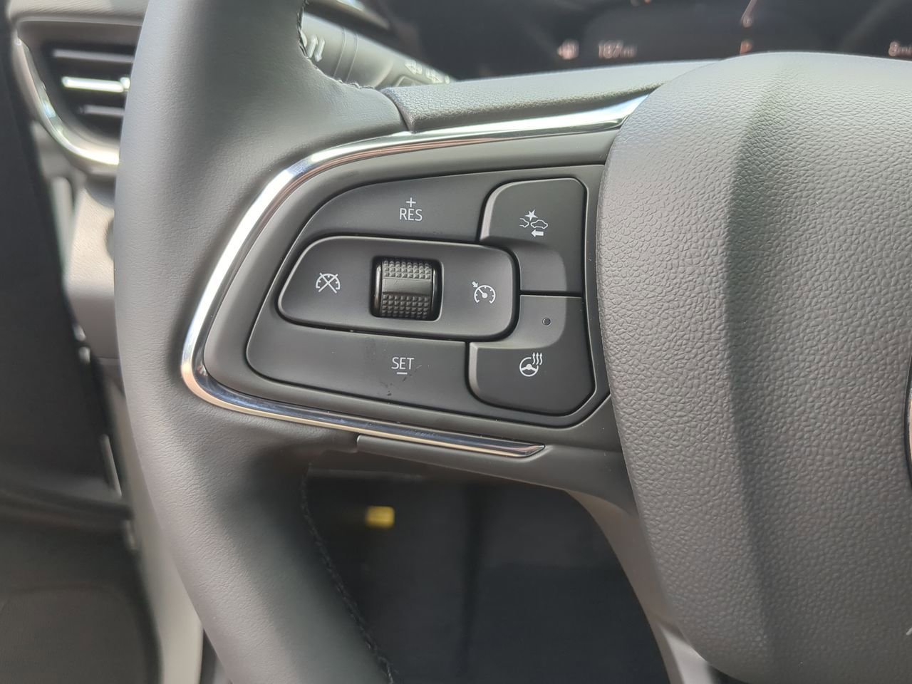 2025 Buick Envista Preferred photo 26