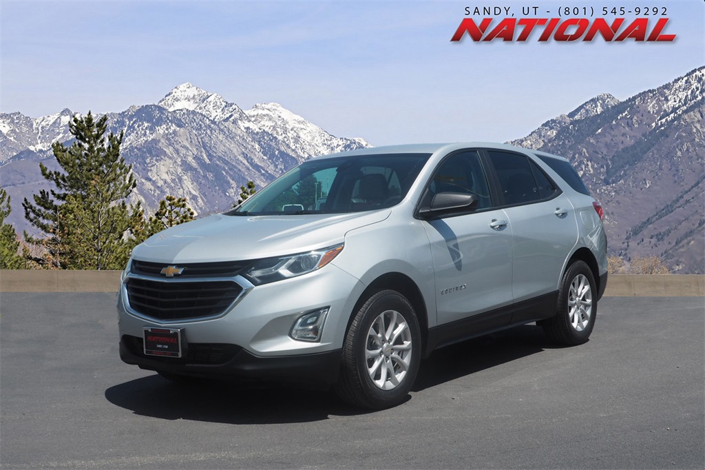 2021 Chevrolet Equinox LS's photo