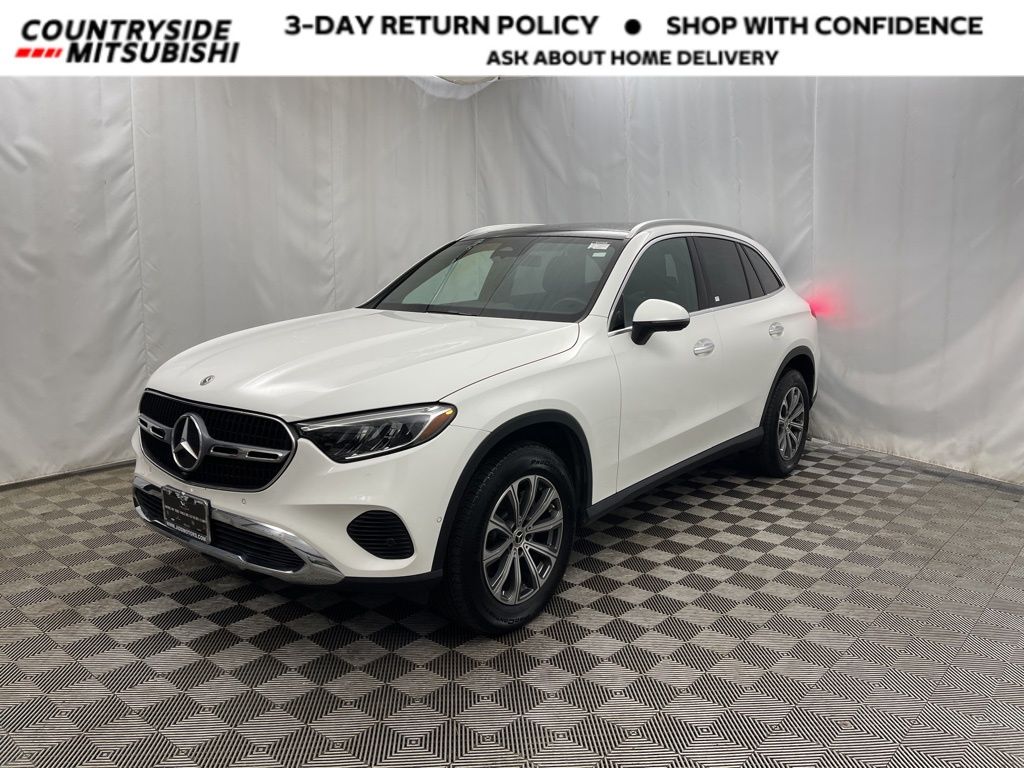 2024 Mercedes-Benz GLC GLC 300's photo