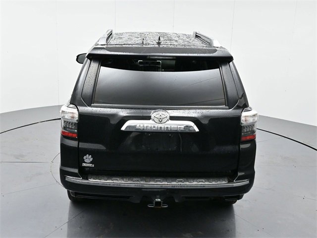 2018 Toyota 4Runner SR5 photo 38