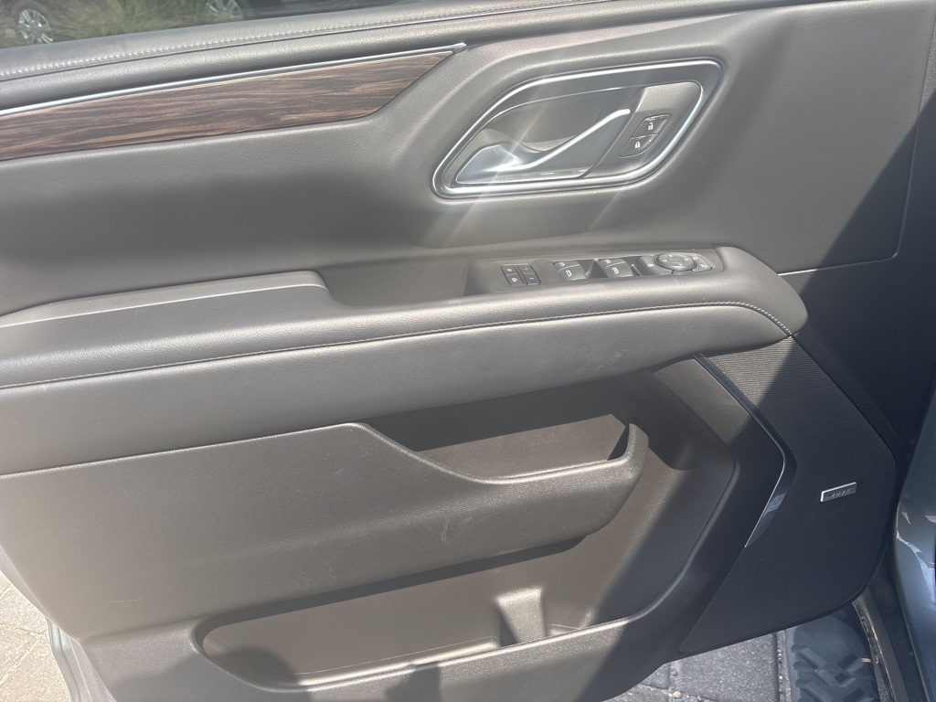 2022 Chevrolet Suburban Z71 photo 12