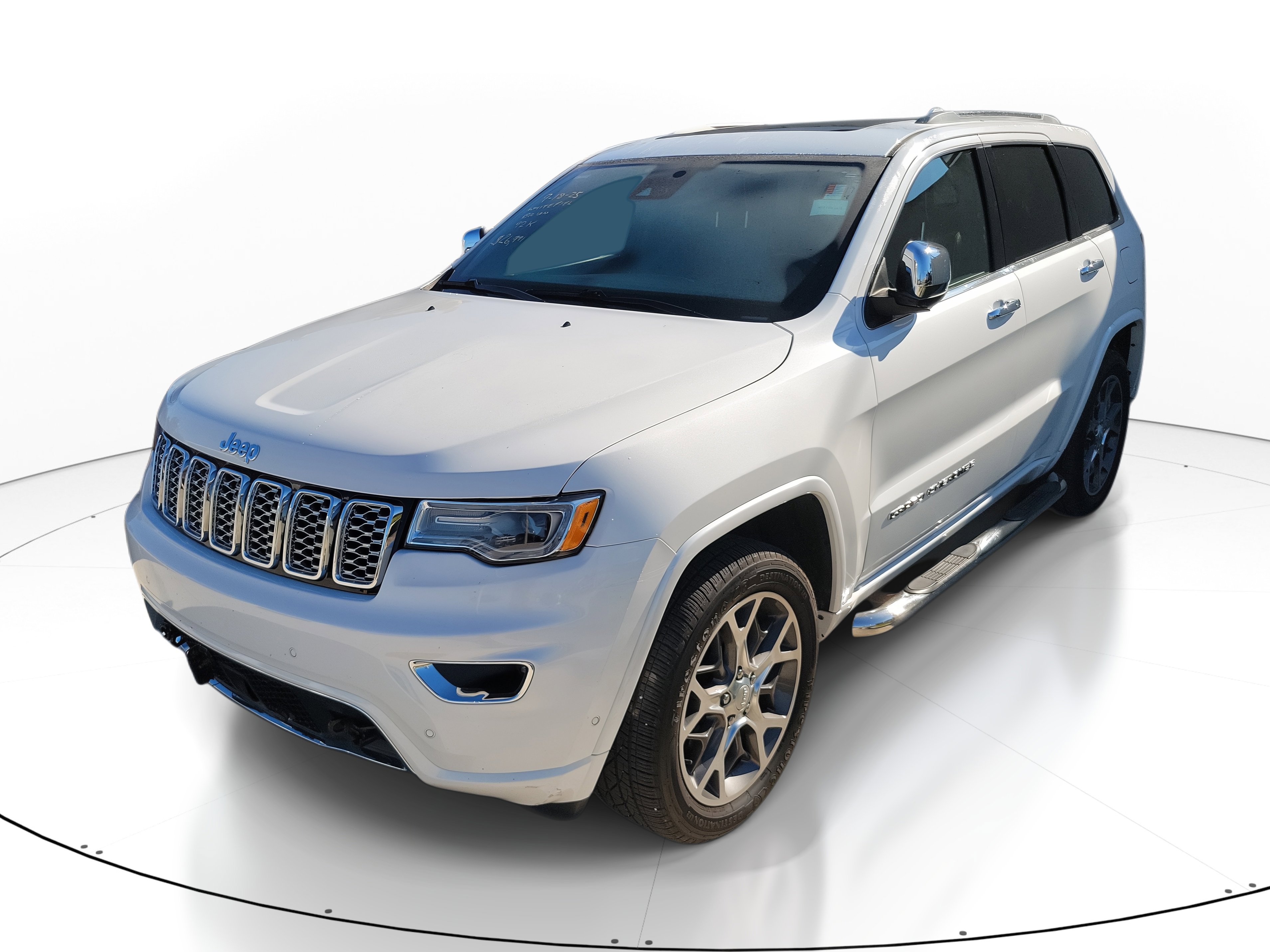 2019 Jeep Grand Cherokee Overland photo 3