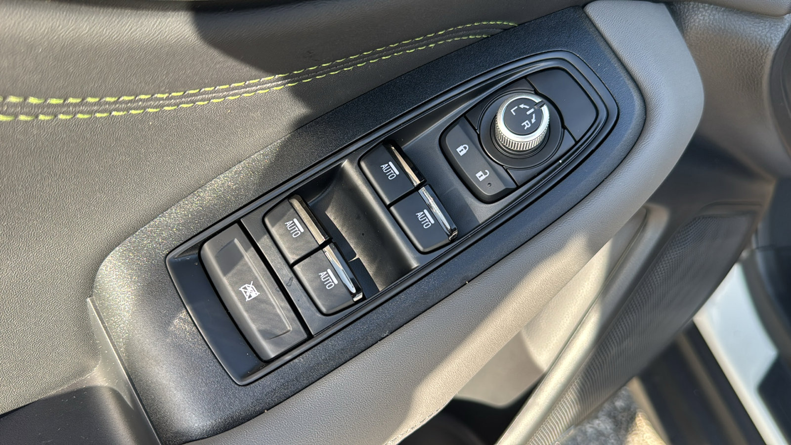 2025 Subaru Outback Onyx Edition photo 10