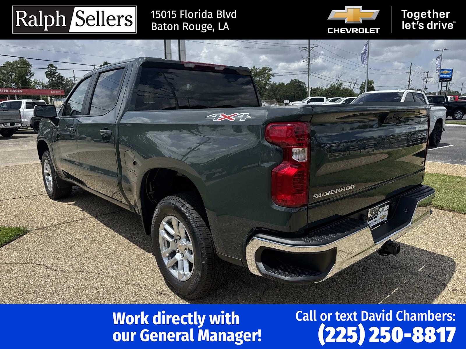 2025 Chevrolet Silverado 1500 LT photo 4