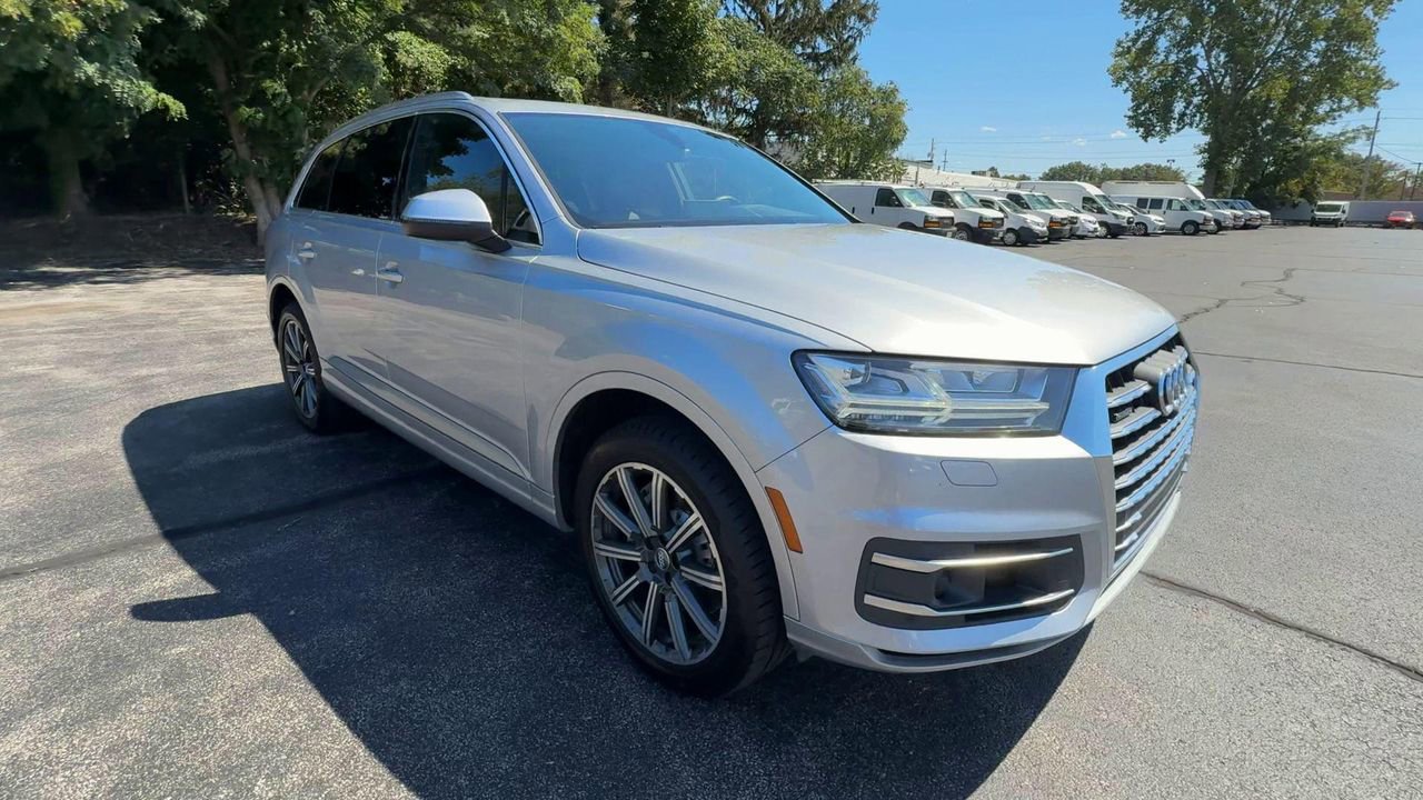 2017 Audi Q7 Premium Plus photo 2