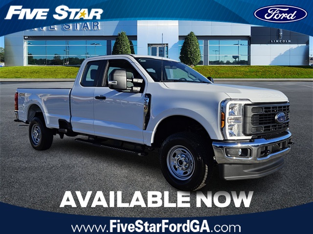 2026 Ford F-250 Super Duty XL's photo