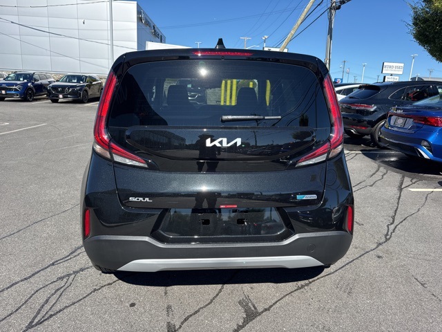 2025 Kia Soul EX photo 4