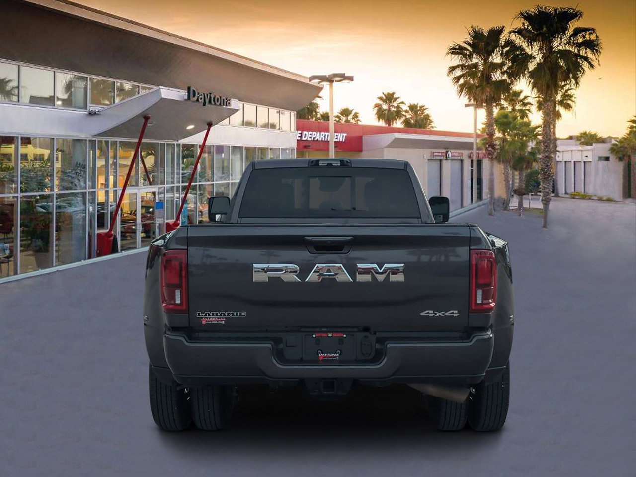 2025 Ram 3500 Laramie photo 4