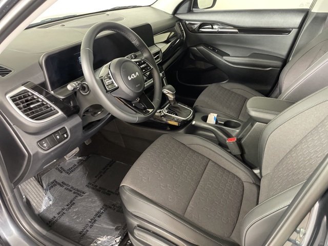 2026 Kia Seltos S photo 11