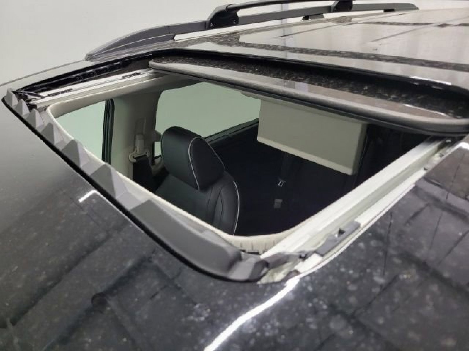 2026 Honda Odyssey Elite photo 2