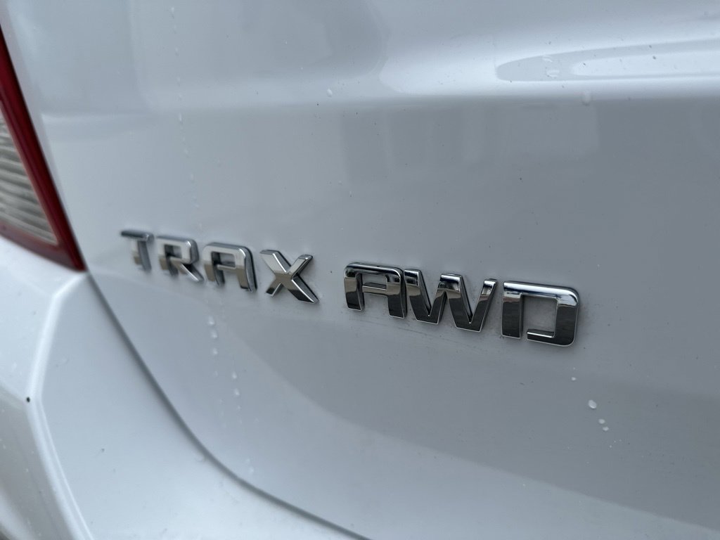 PreOwned 2020 Chevrolet Trax LS SUV in Fredonia P10446 Basil
