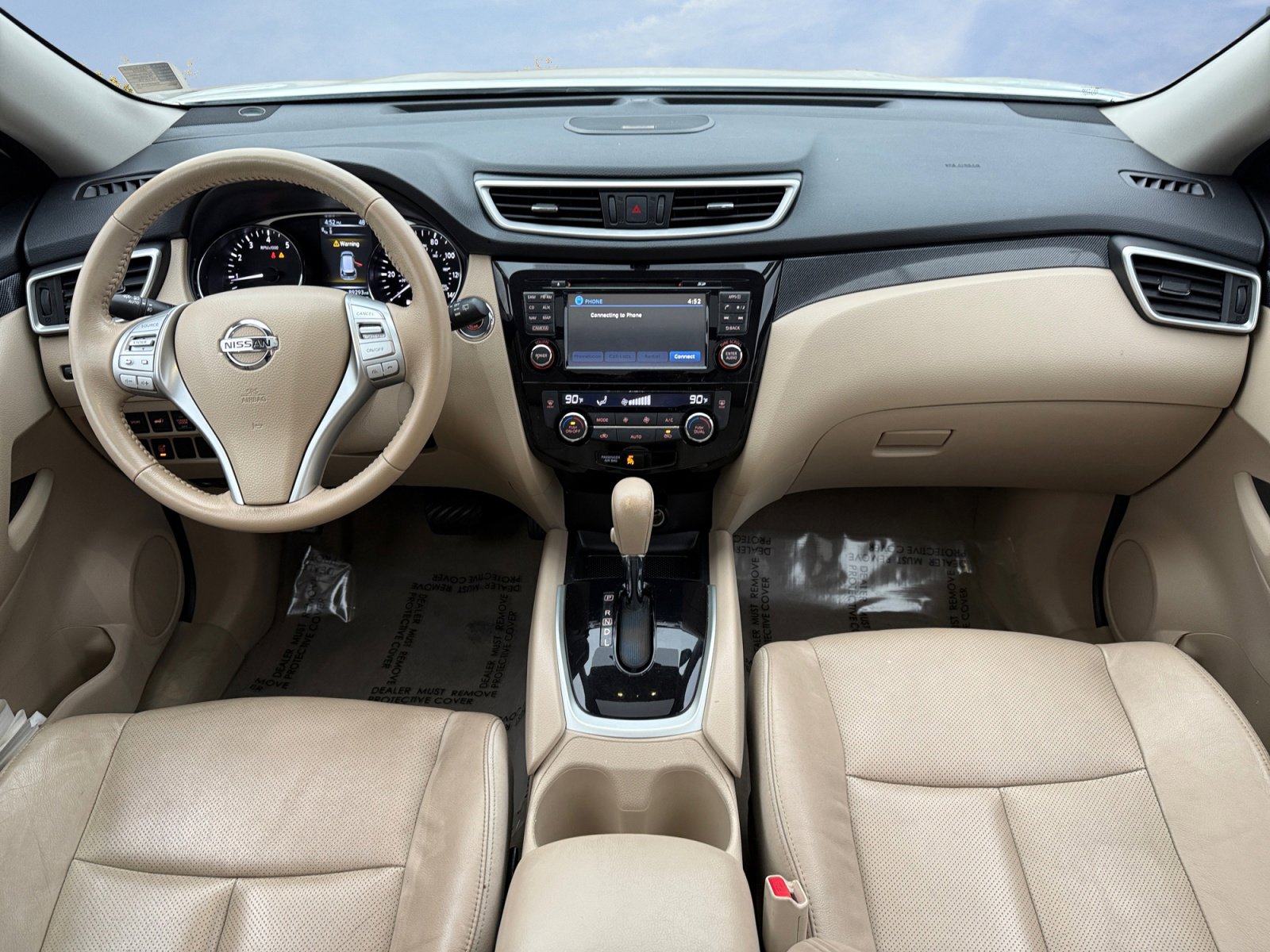 2014 Nissan Rogue SL photo 2