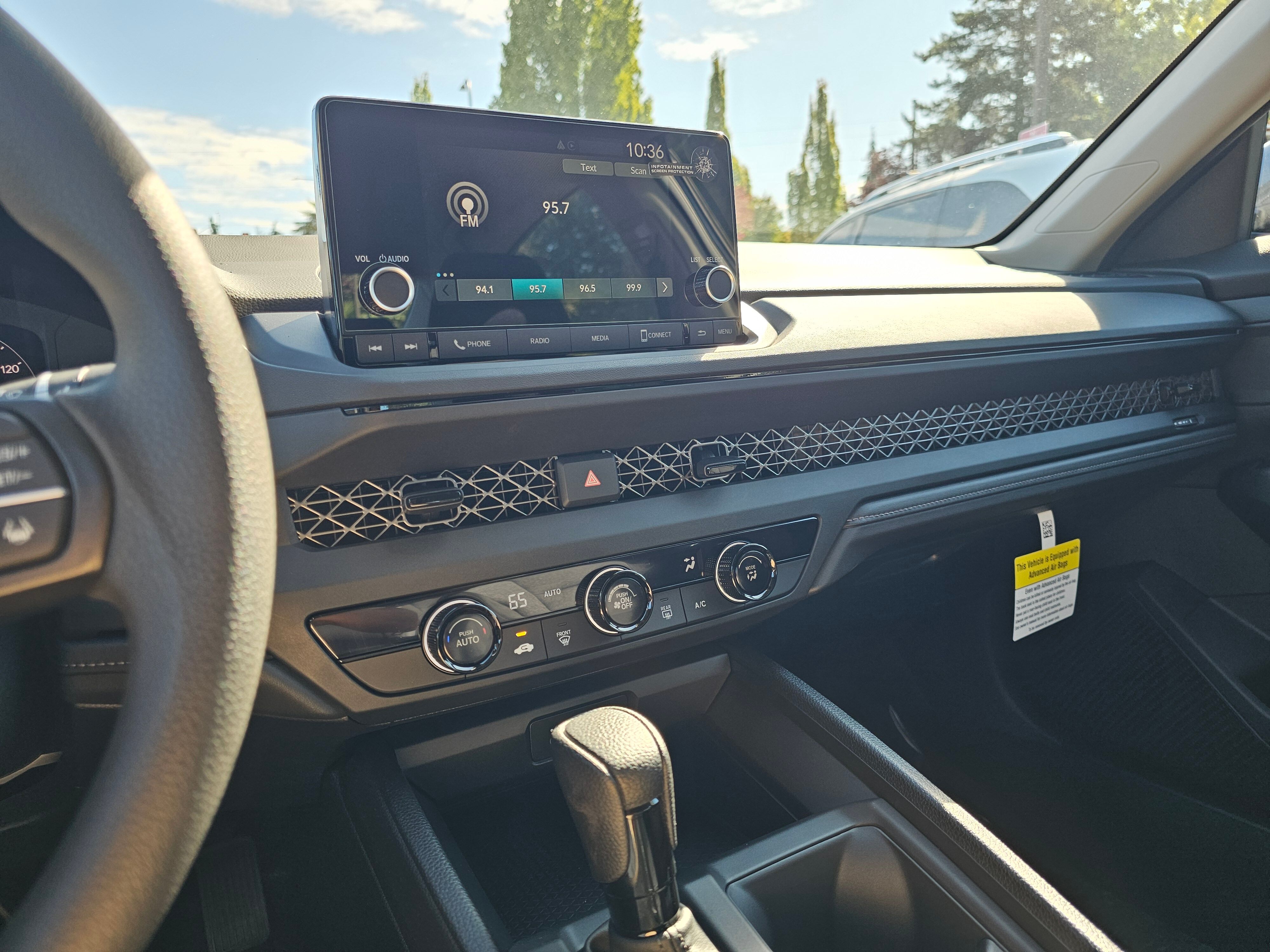 2025 Honda Accord LX photo 8