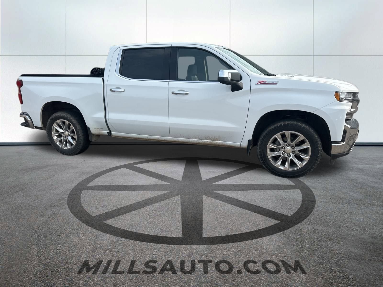 2021 Chevrolet Silverado 1500 LTZ photo 3