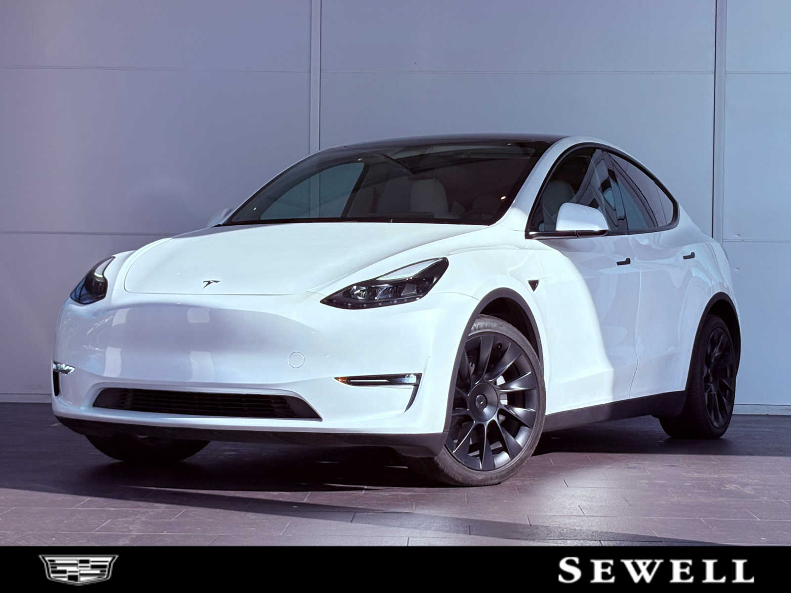 2024 Tesla Model Y Long Range's photo