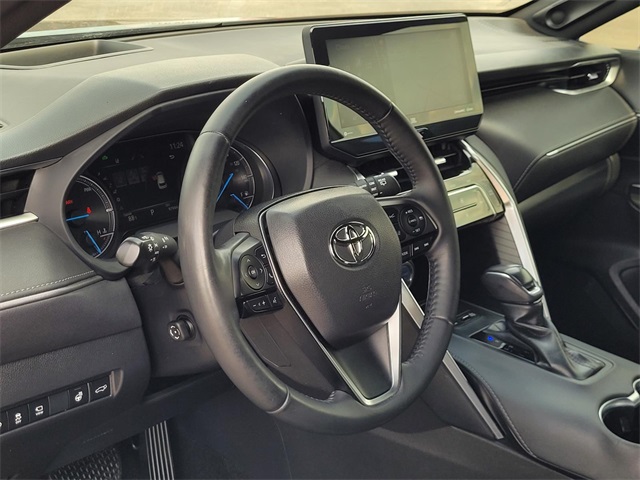 2022 Toyota Venza Limited photo 25