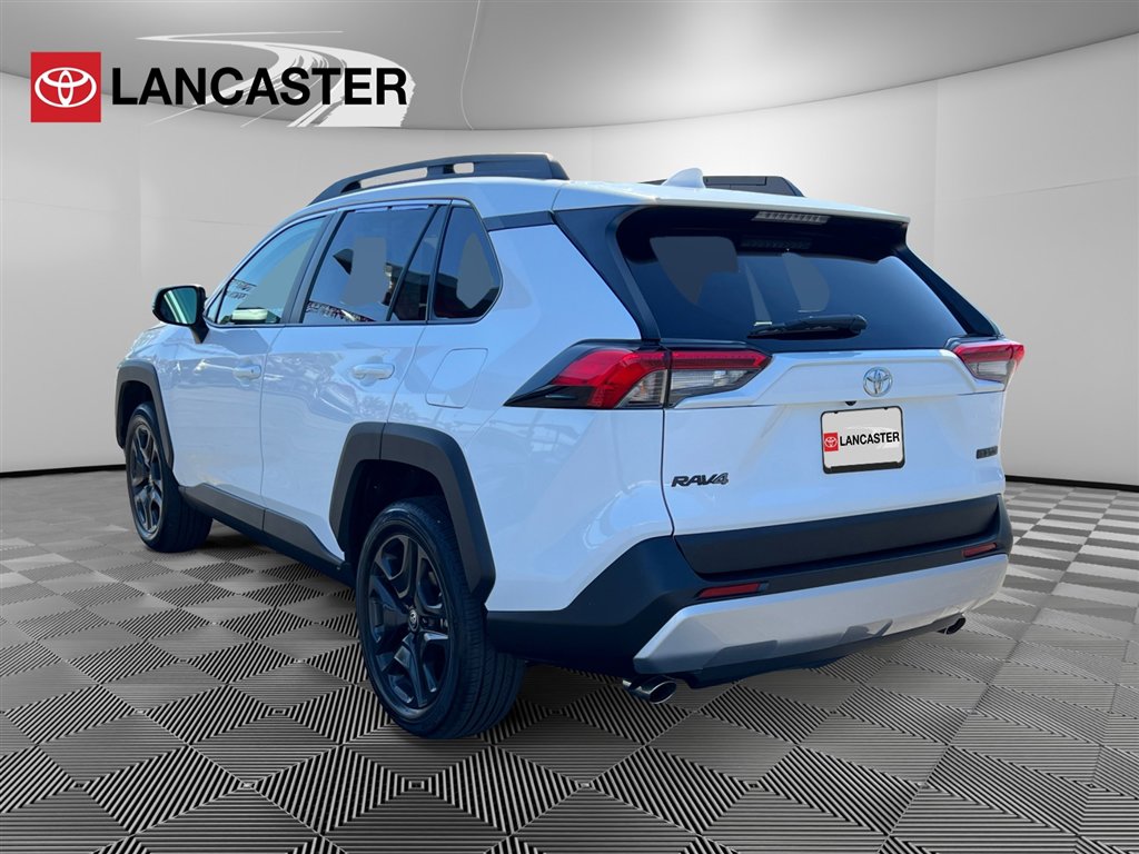 2022 Toyota RAV4 Adventure photo 3