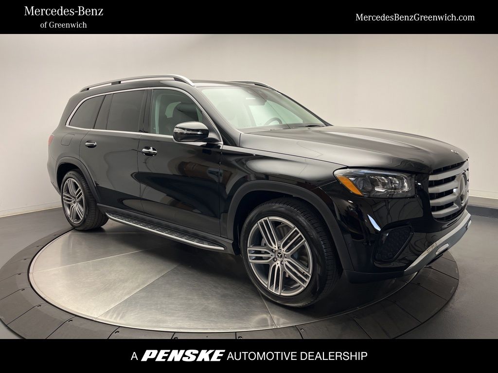 2026 Mercedes-Benz GLS Base's photo