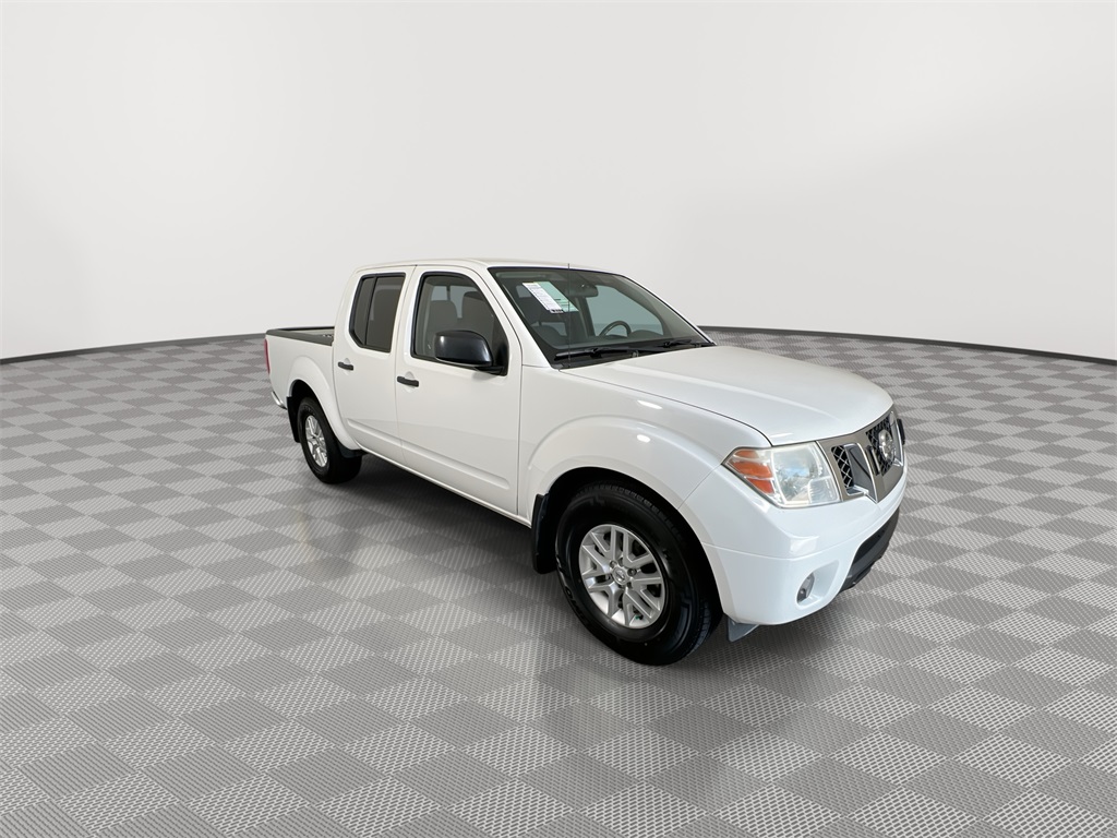 2021 Nissan Frontier SV photo 2