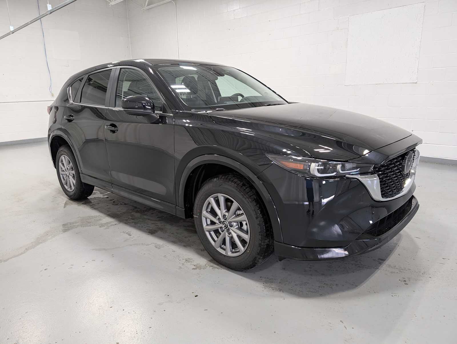 2025 Mazda CX-5 2.5 Select photo 4