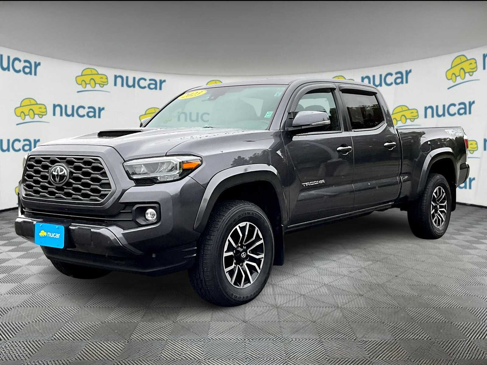 2023 Toyota Tacoma TRD Sport 4x4 photo 3