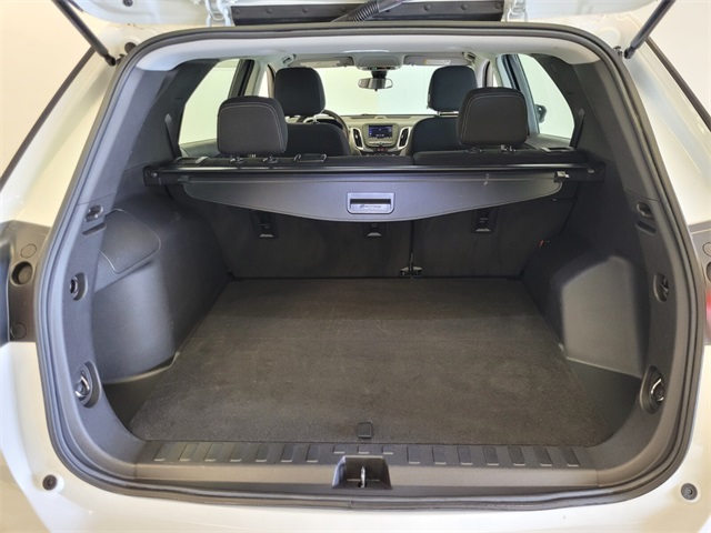 2022 Chevrolet Equinox LS photo 11