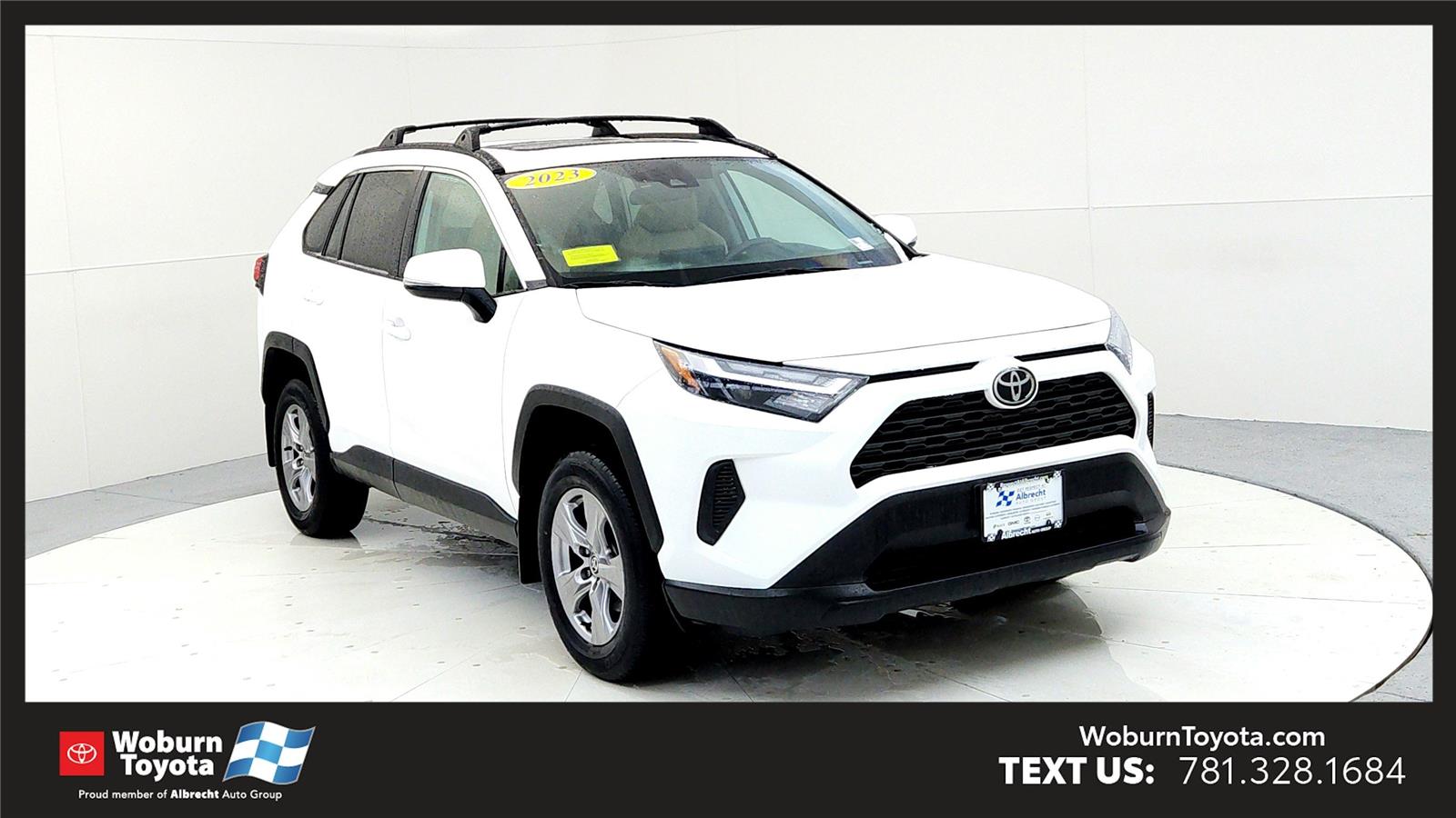 2023 Toyota RAV4 XLE's photo
