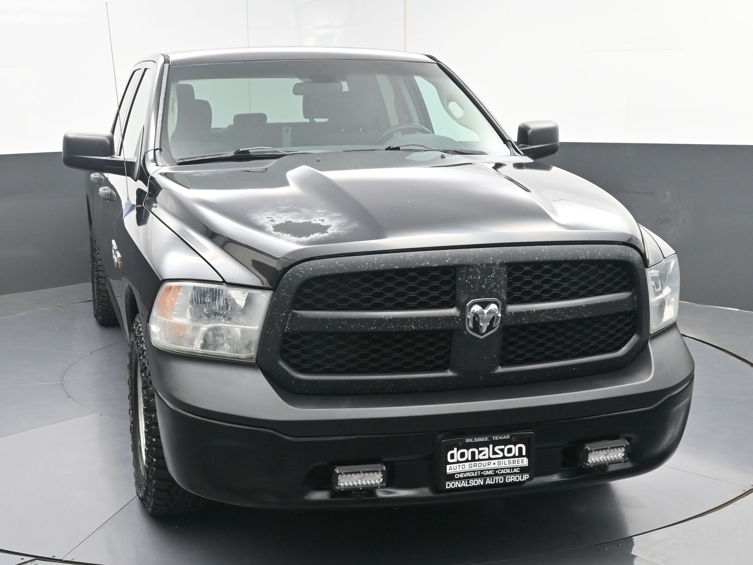 2014 Ram 1500 Tradesman photo 2