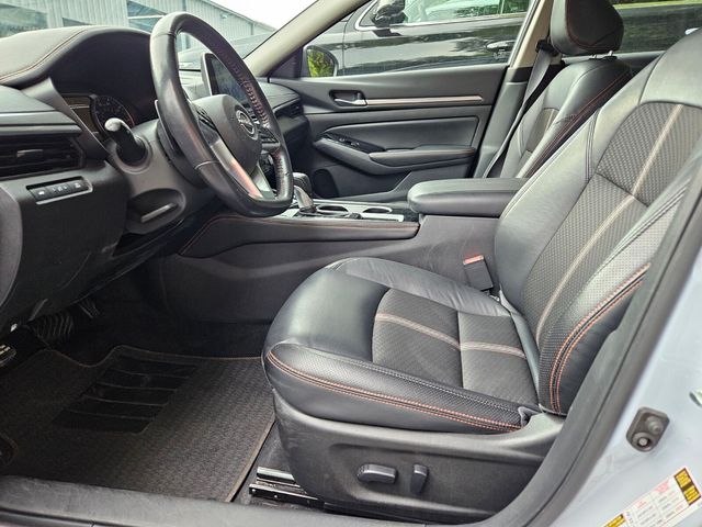 2024 Nissan Altima 2.5 SR photo 9