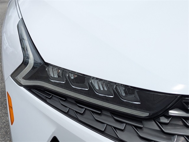 2023 Kia K5 EX photo 8