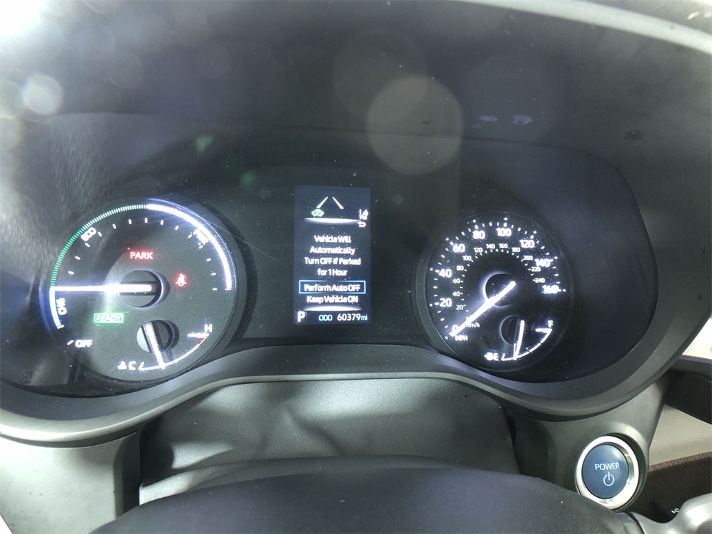 2024 Toyota Sienna XLE photo 11