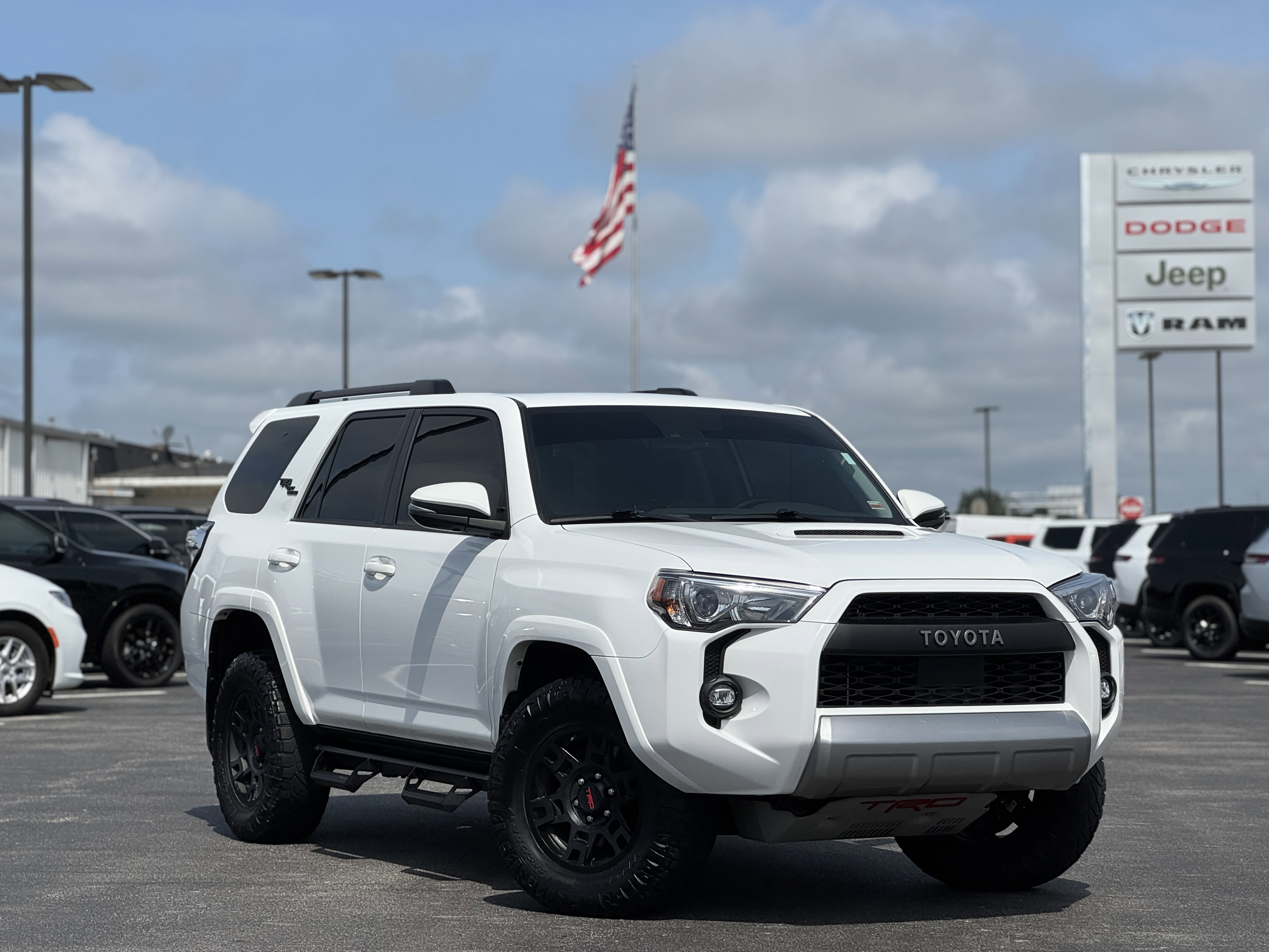 2023 Toyota 4Runner TRD Off-Road Premium's photo