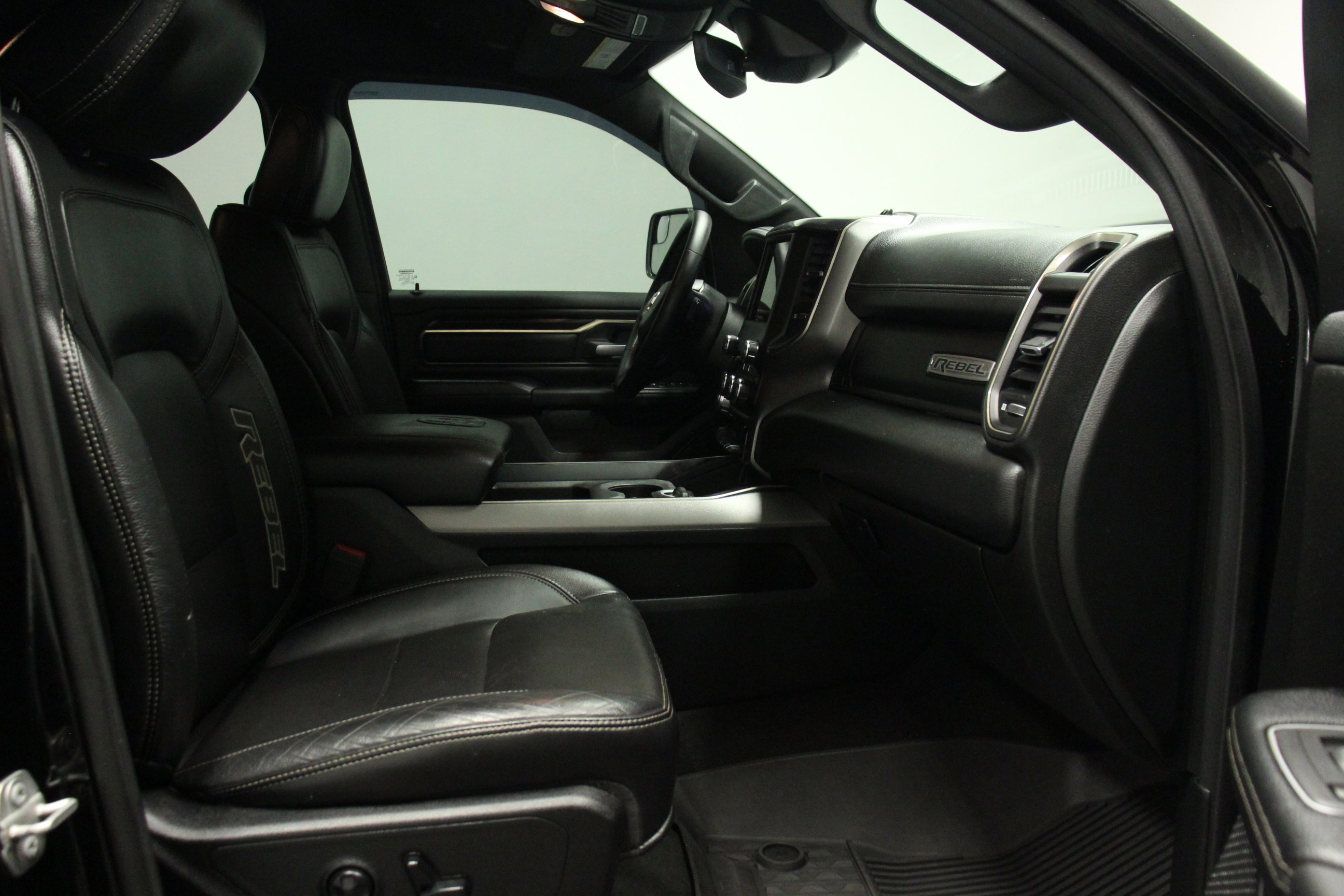2021 Ram 1500 Rebel photo 14