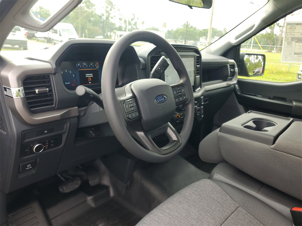 2025 Ford F-150 XL photo 8
