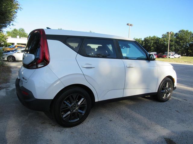 2021 Kia Soul EX photo 3