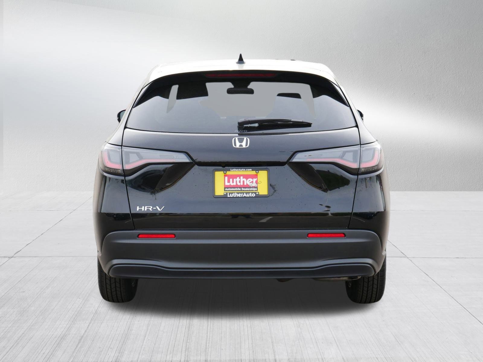 2026 Honda HR-V LX photo 6