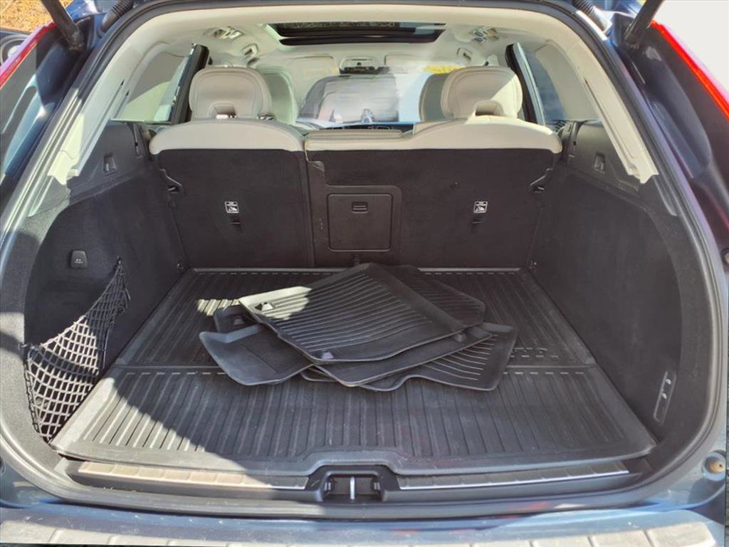 2021 Volvo XC60 Recharge T8 Inscription photo 15