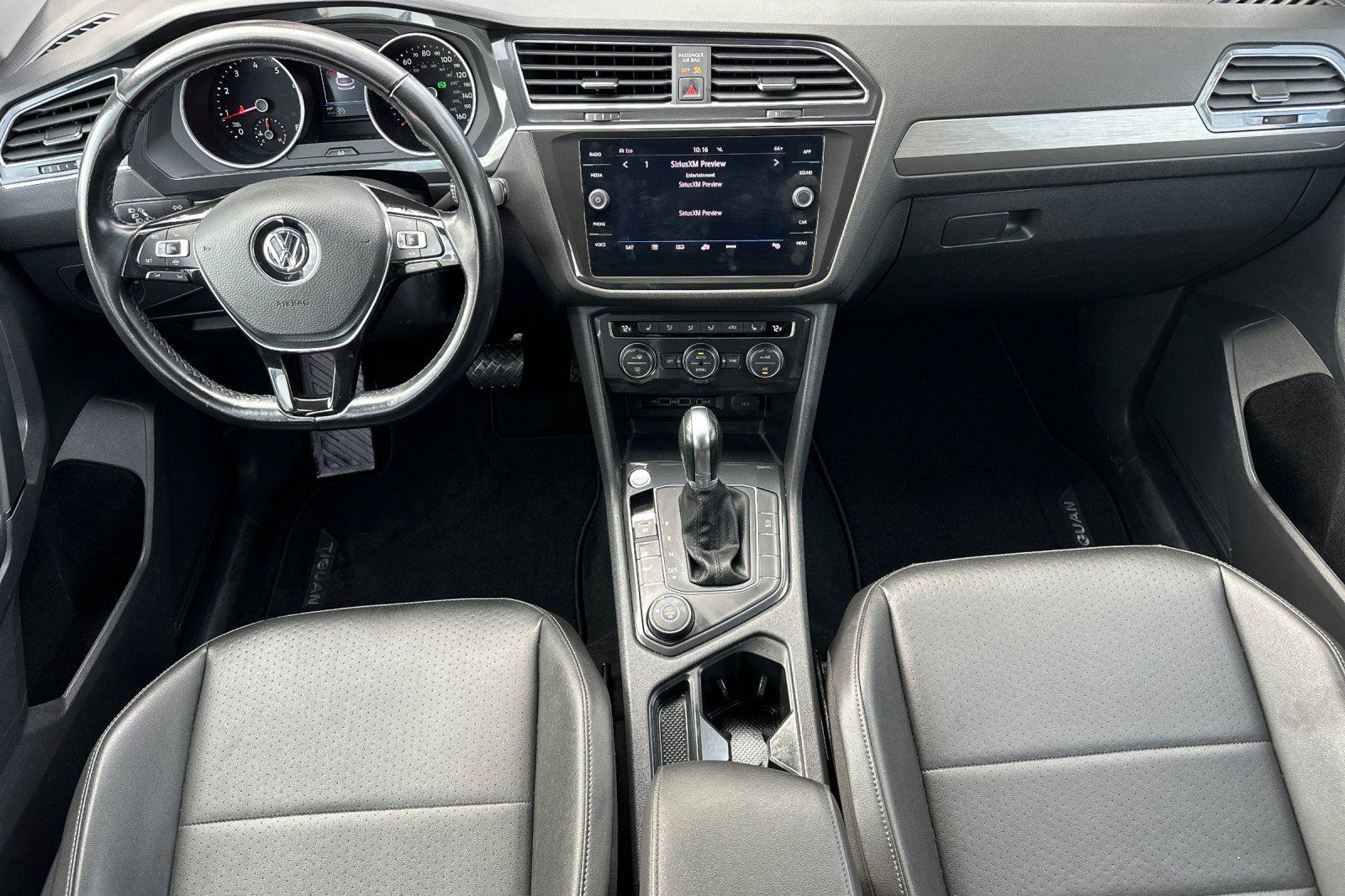 2019 Volkswagen Tiguan SE photo 3