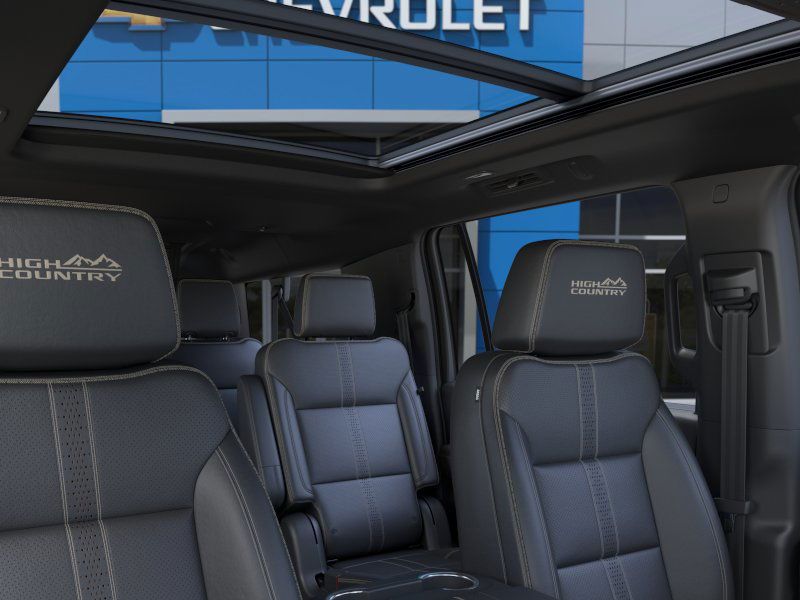 2025 Chevrolet Suburban High Country photo 23