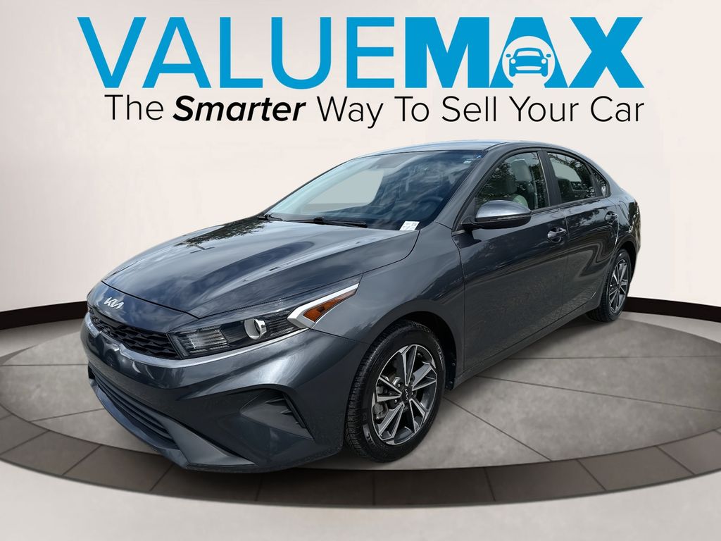 2022 Kia Forte LXS photo 6
