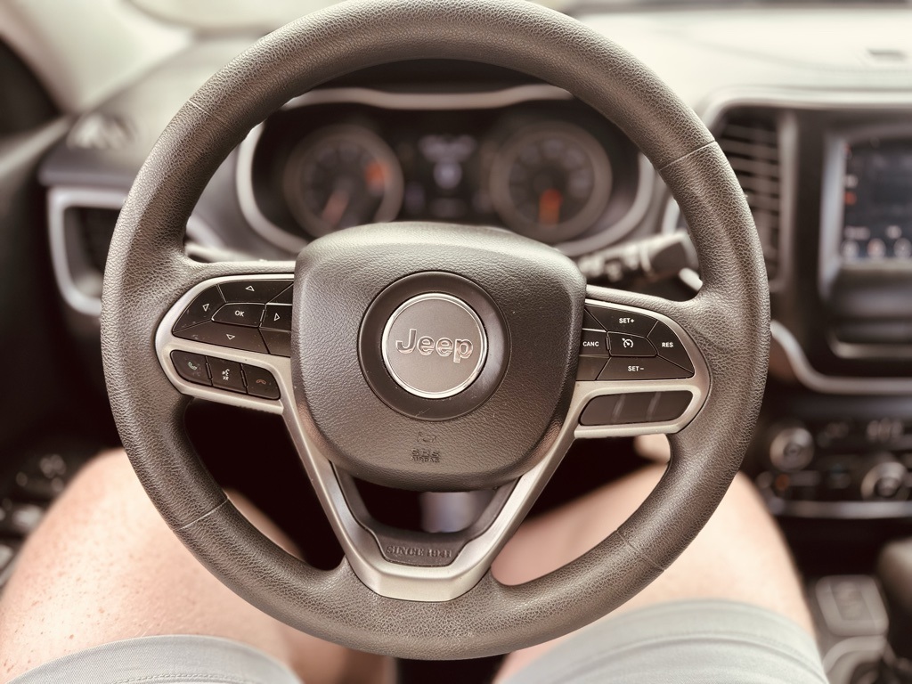 2020 Jeep Cherokee Latitude photo 14