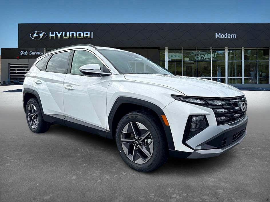 2025 Hyundai Tucson SEL Convenience photo 2