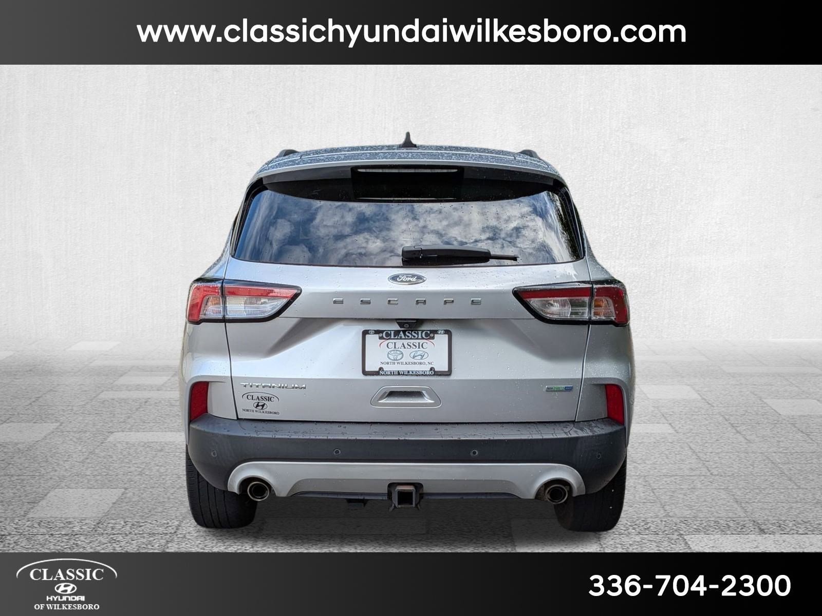 2020 Ford Escape Titanium photo 5