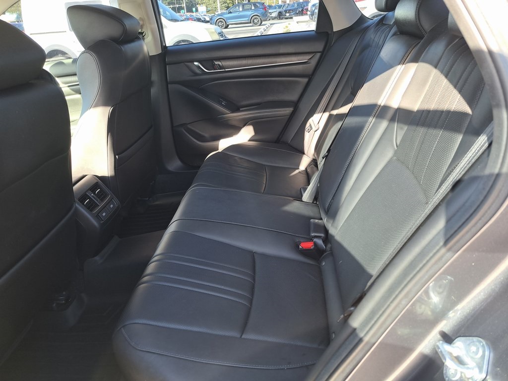 2021 Honda Accord Hybrid EX-L photo 18