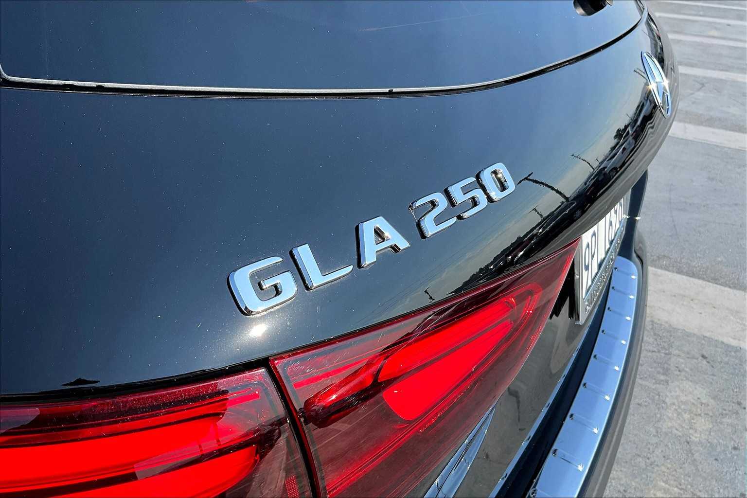 2025 Mercedes Benz GLA 250 photo 9