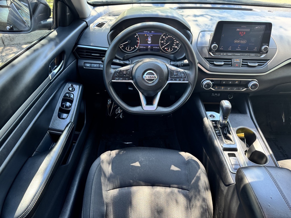 2022 Nissan Altima 2.5 SV photo 15