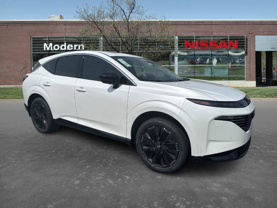 2025 Nissan Murano Platinum photo 2